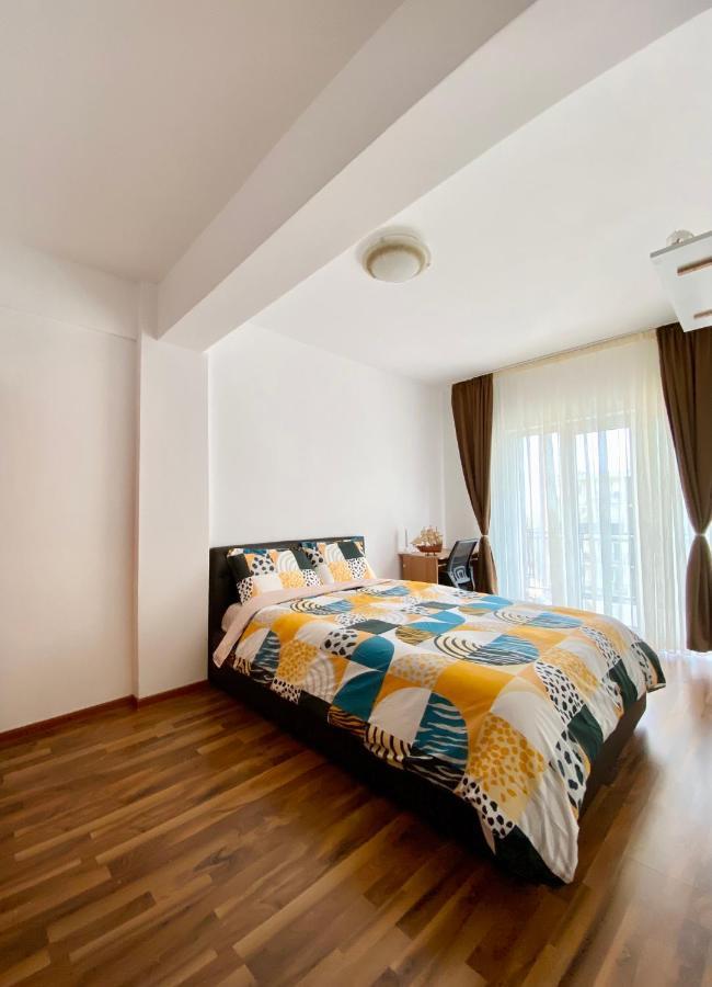 Cozy Apartment 2 Bedroom Private Parking Клуж-Напока Екстериор снимка